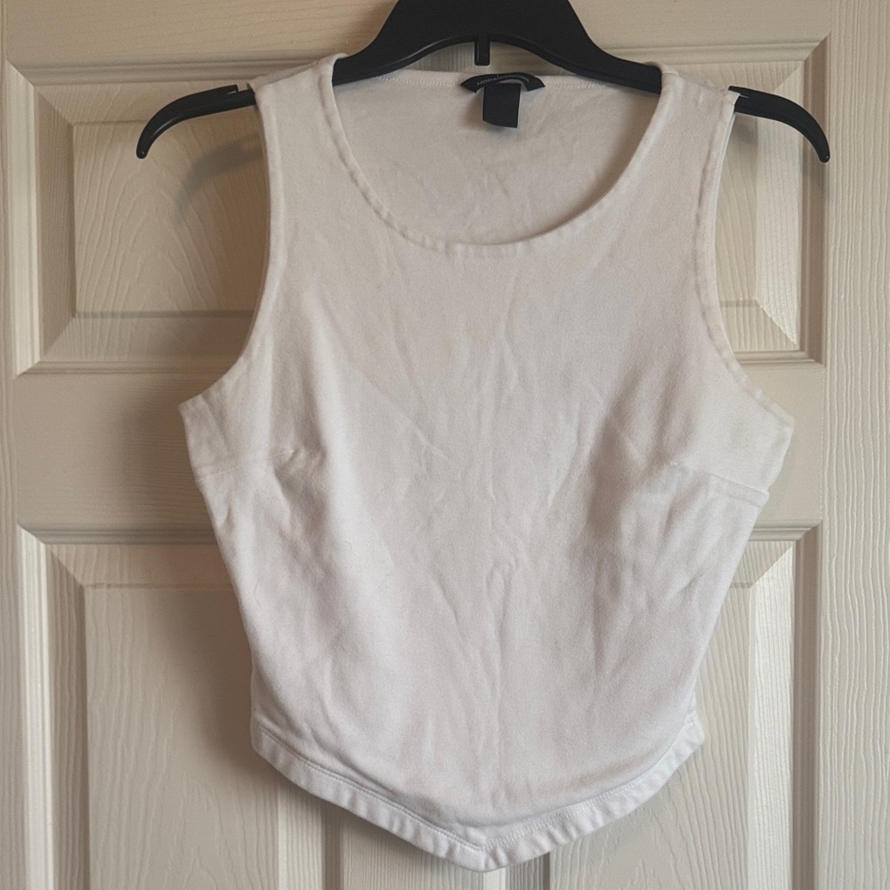 VINTAGE Moda International-White Tank Top